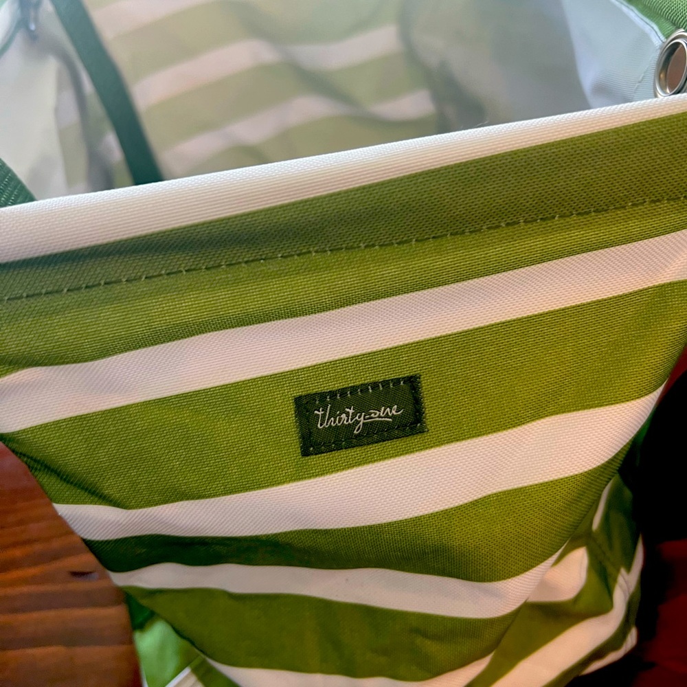 Small collapsible utility tote